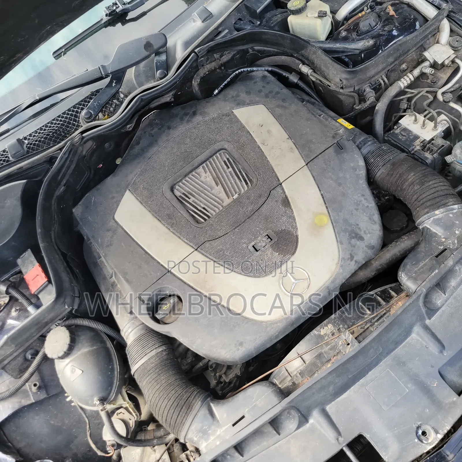 Mercedes-Benz C300 2012 Blue