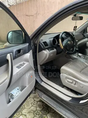 Toyota Highlander 2008 Gray