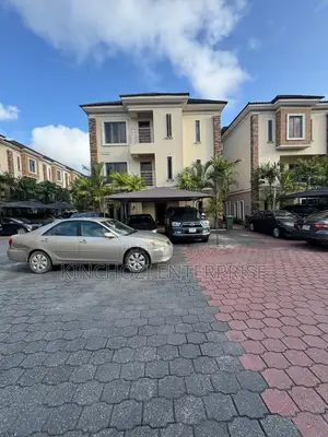 3bdrm Duplex in Abiola Court Estate, Ikate for rent