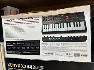 M Audio Oxygen Pro Mini MIDI Keyboard