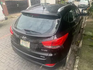 Hyundai Ix35 2012 Black