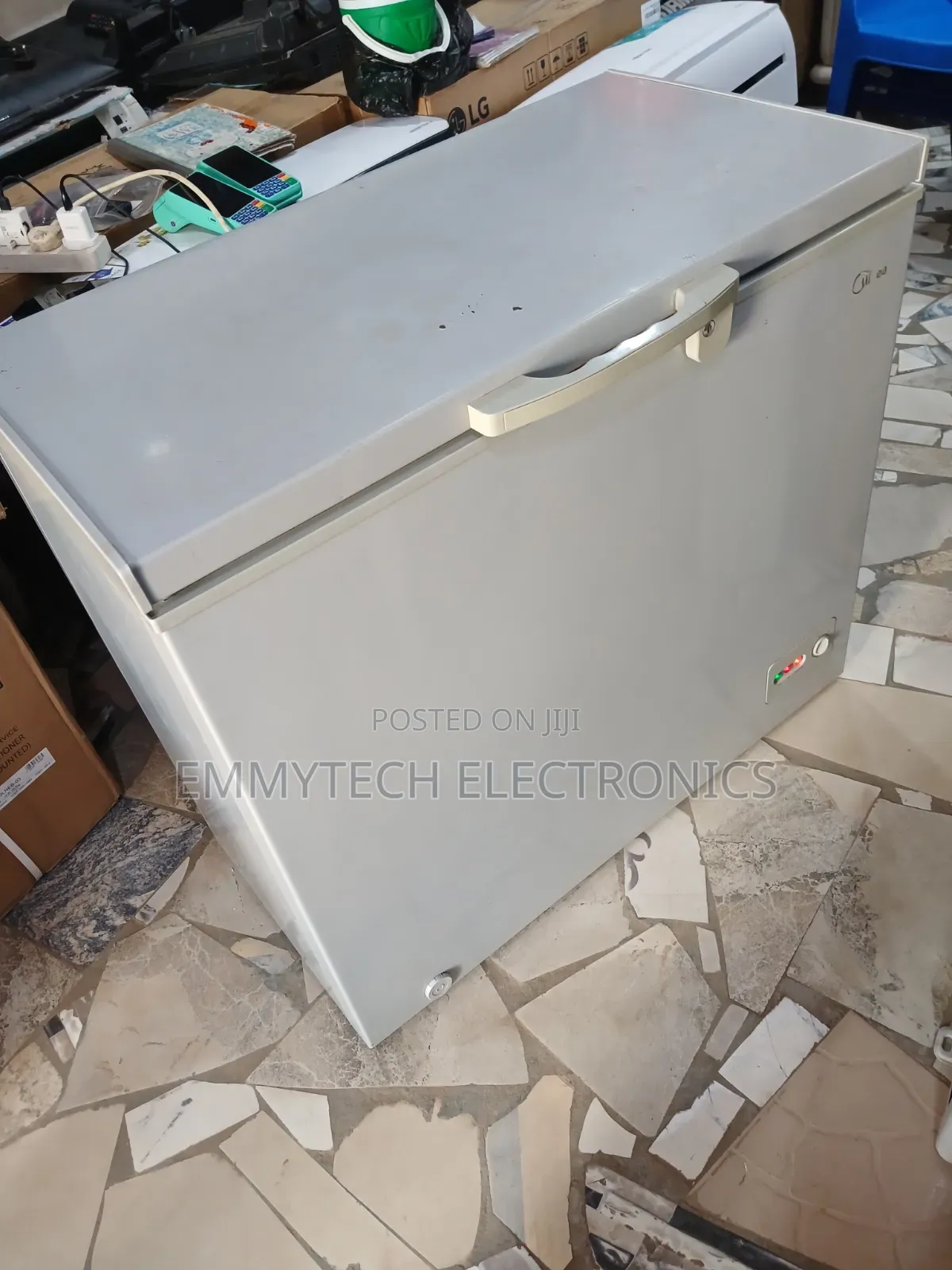 Midea Deep Freezer 210Ltrs