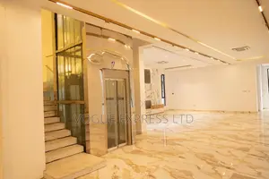 5bdrm Duplex in Pinnock Beach Estate, Osapa london for sale