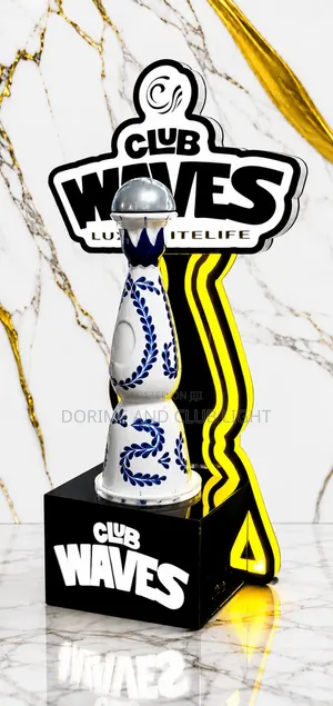 Customized CLASE AZUL Bottle Presenter