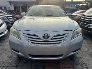 Toyota Camry LE V6 4dr Sedan (3.5L 6cyl 6AM) 2008 Silver