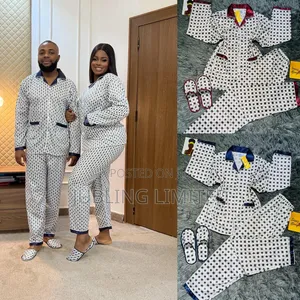 Unisex Pyjamas Set With Slippers