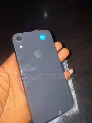 Apple iPhone XR 64 GB Gray