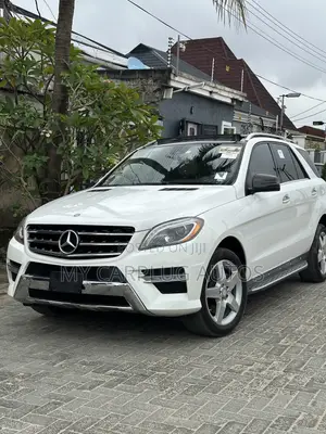 Mercedes-Benz M Class ML350 4MATIC 4dr SUV AWD (3.5L 6cyl 7A) 2015