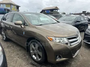 Toyota Avanza 2012