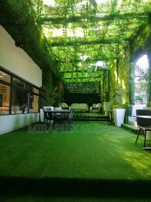 10mm Synthetic Lawn Grass for Residential Use