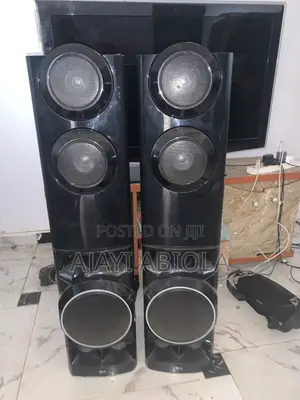 LG Home Theater 1250 Watts