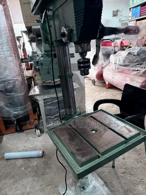Heavy Duty 32mm Pillar Drill