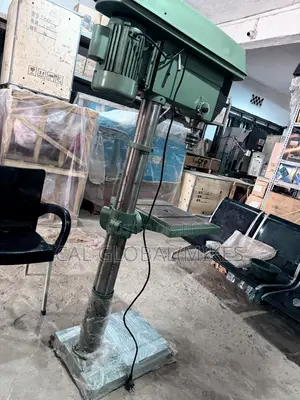 Heavy Duty 32mm Pillar Drill