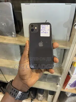 Apple iPhone 11 64 GB Black