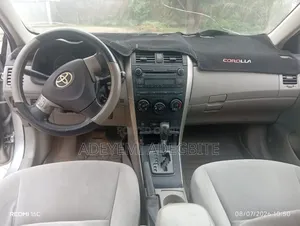 Toyota Corolla 2012 Silver