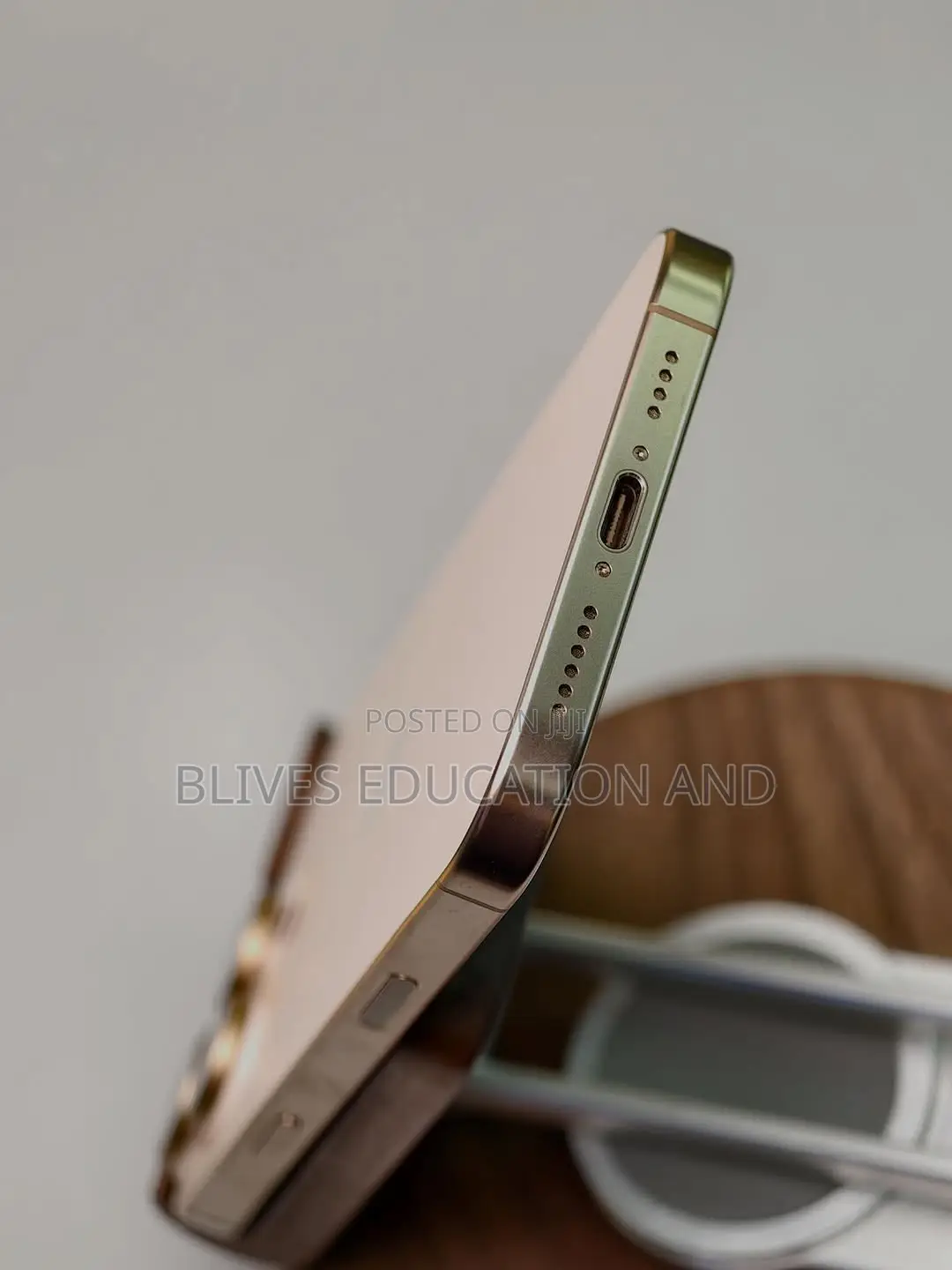 Apple iPhone 16 Pro Max 256 GB Gold
