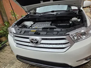 Toyota Highlander 2013 White
