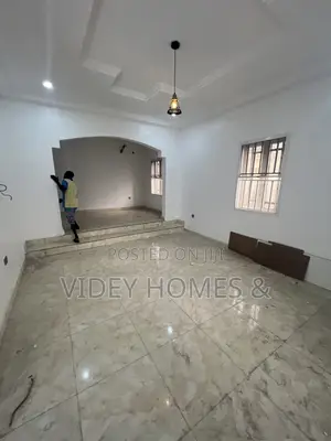 3bdrm Bungalow in Sungold Estate, Galadimawa for rent