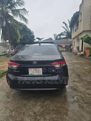 Toyota Corolla 2022 Gray