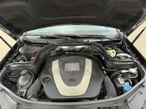 Mercedes-Benz GLK-Class 2011 Gray