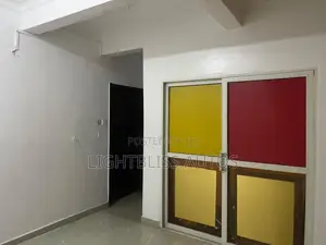 Mini Flat in Bourdillon Court, Chevron for rent