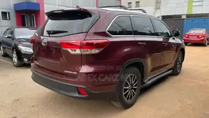 Toyota Highlander 2018