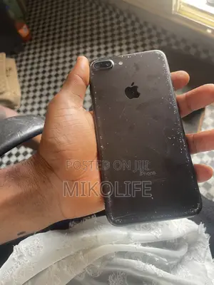 Apple iPhone 7 Plus 128 GB Black