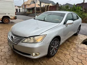 Lexus ES 350 2010 Silver
