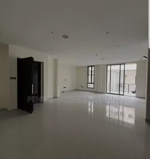 2bdrm Apartment in Lekki Phase 1 for rent