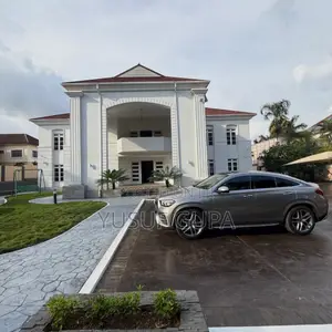 5 Bedroom Detached Duplex With 2 Bedroom Bq