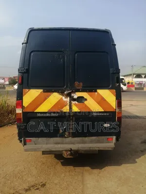 Mercedes-Benz Sprinter 2010 Blue