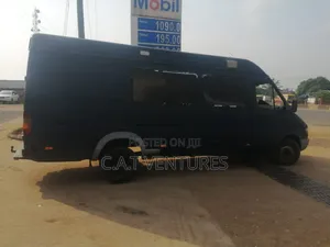 Mercedes-Benz Sprinter 2010 Blue