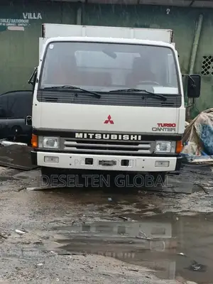 Mitsubishi Cantar
