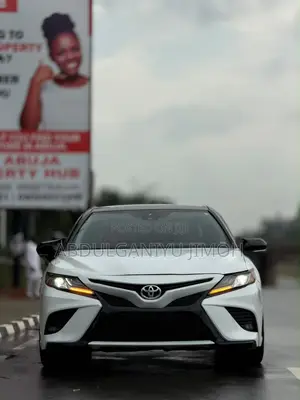 Toyota Camry XSE FWD 2020 White