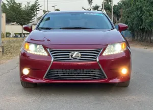 Lexus ES 2014 Red