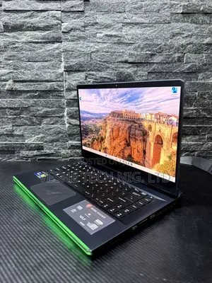 Laptop MSI GE66 Raider 32GB Intel Core i9 SSD 1T