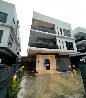 5bdrm Duplex in Omole Phase 1 Ikeja for rent