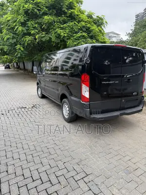 Ford E250 2016 Black