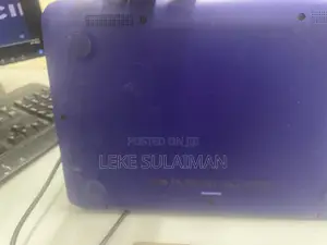 Laptop HP Stream Laptop 2GB Intel Pentium SSD 500GB
