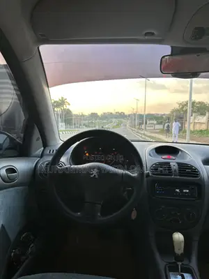 Peugeot 206 2004 Green