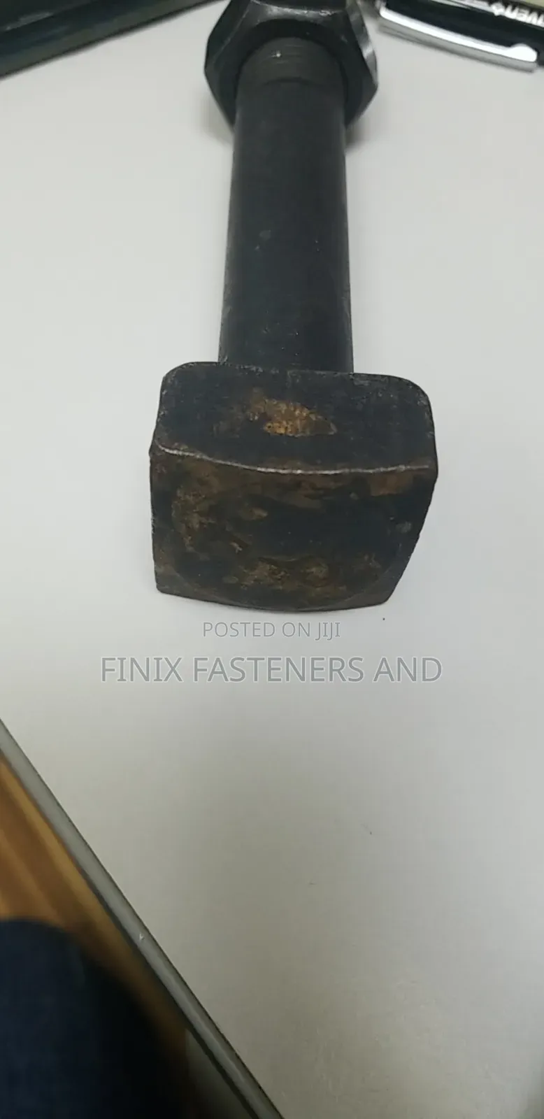 Square Head Bolt and Nut