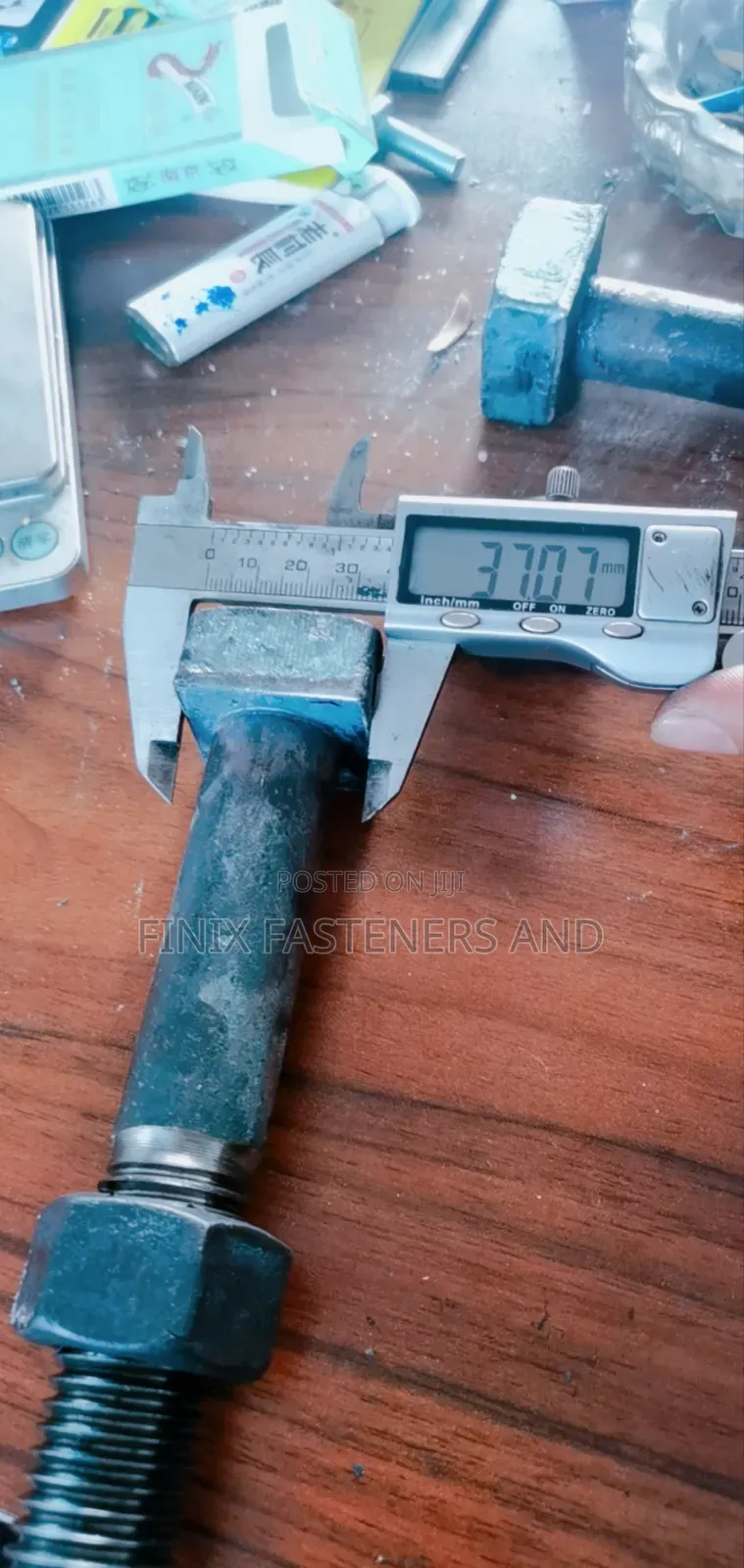 Square Head Bolt and Nut