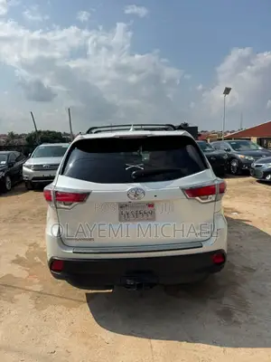 Toyota Highlander Limited V6 4x2 (3.5L 6cyl 6A) 2016 White