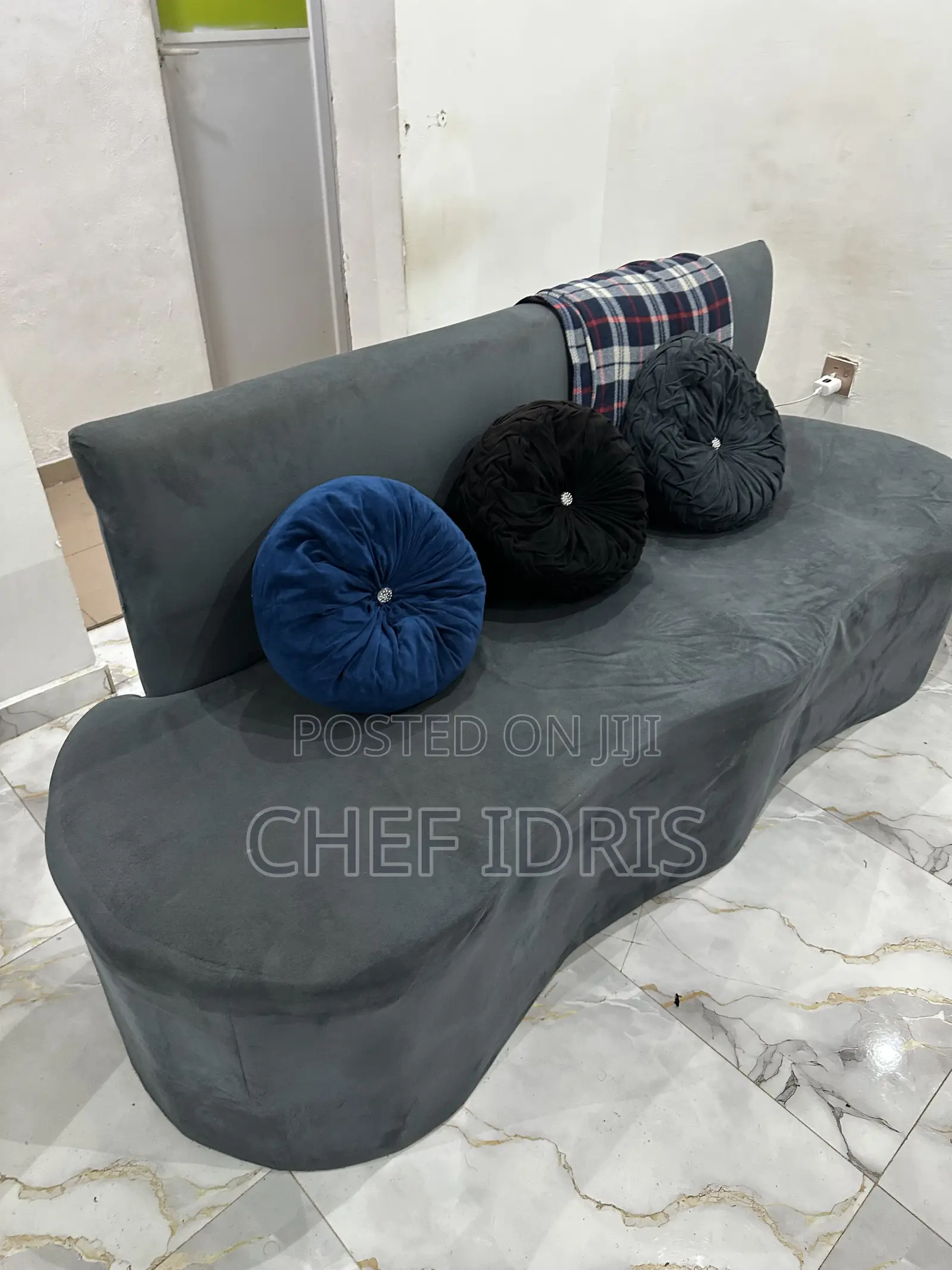Single Set Sofa