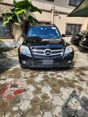 Mercedes-Benz GLK-Class 2011 Black