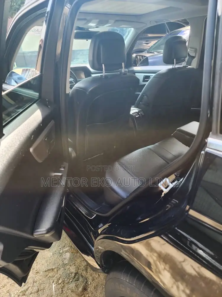 Mercedes-Benz GLK-Class 2011 Black