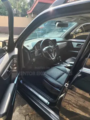 Mercedes-Benz GLK-Class 2011 Black