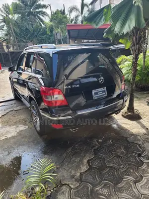 Mercedes-Benz GLK-Class 2011 Black
