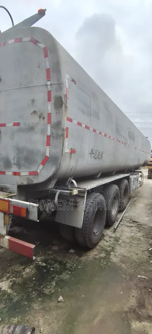 Chinese Used 50000ltrs Trailer Tank Truck