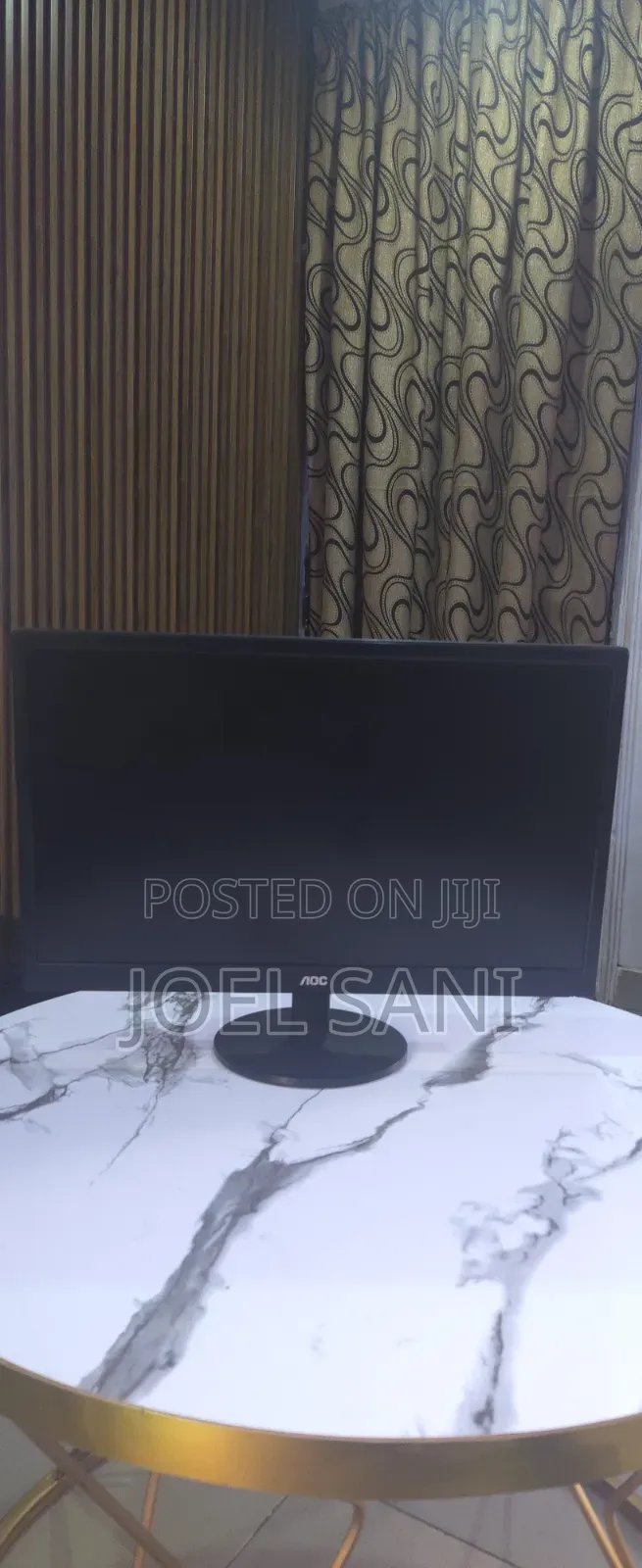 AOC Computer Monitor